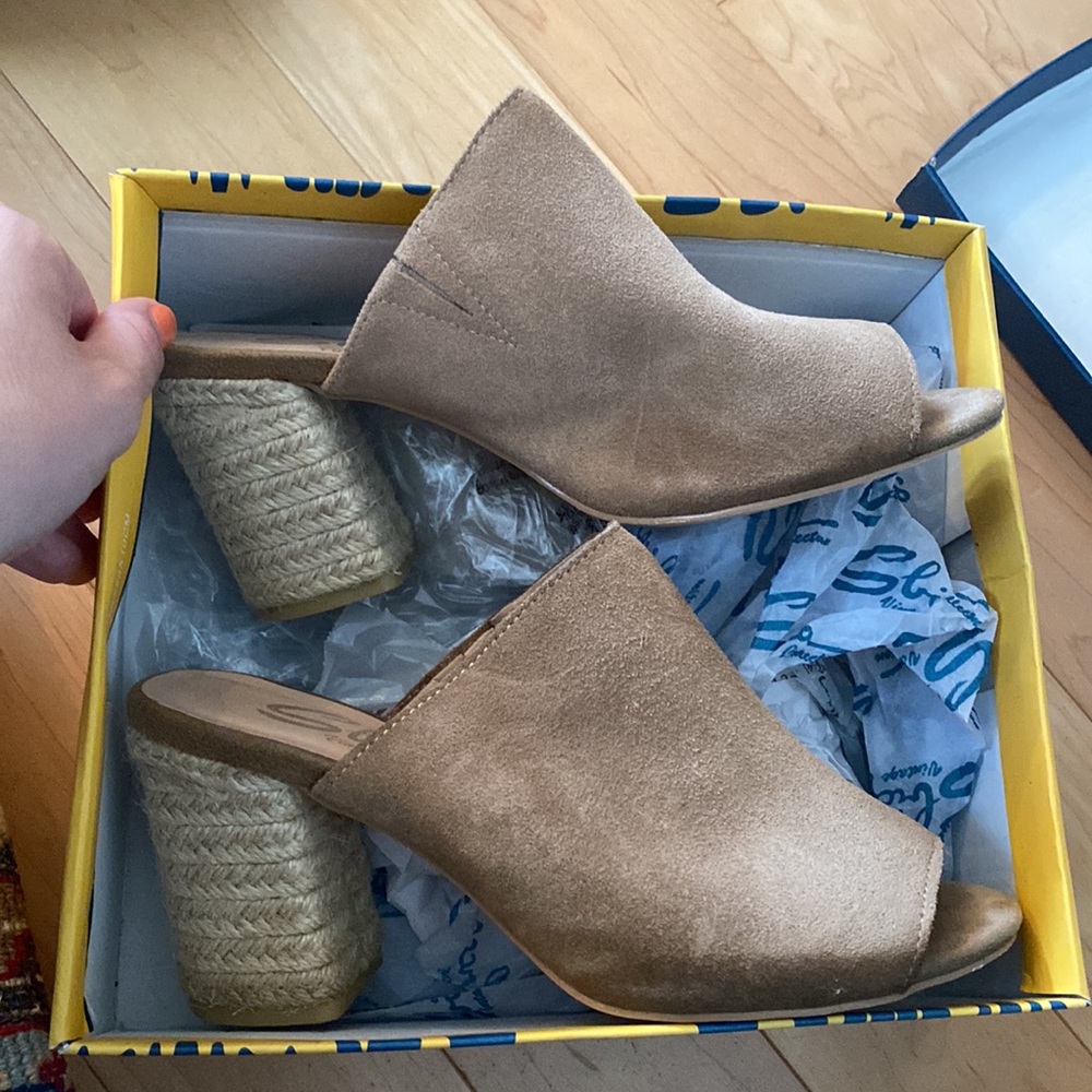 suede block sandal heels in natural
